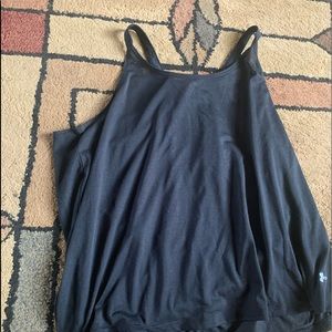 Black under armor tank top